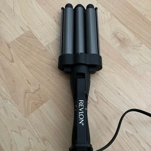 3 barrel hair waver
